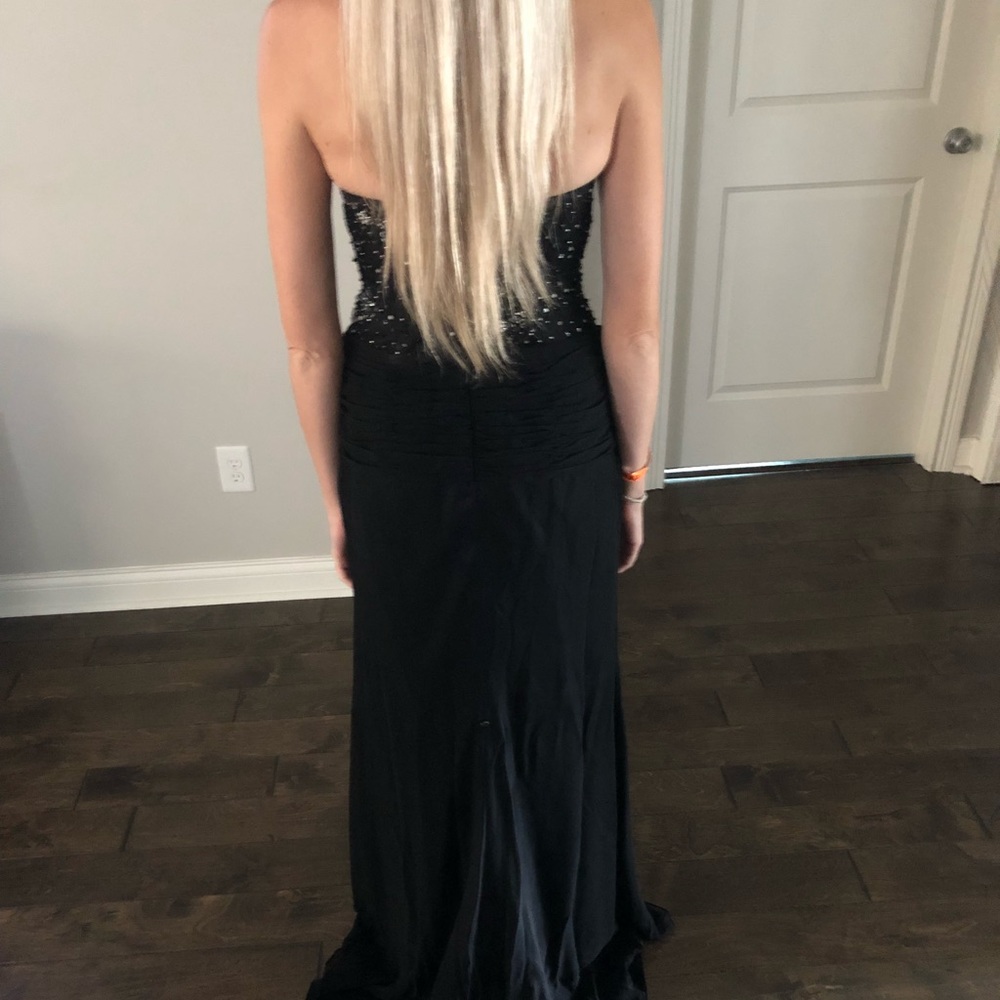 Black homecoming dress size 6 Tiffany Designs